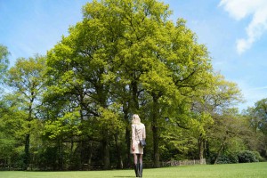 Bag at You - Fashion Blog - MYOMY leather bag - Spring dress and black boots - Zwarte tas en laarzen en lente oufit - big tree