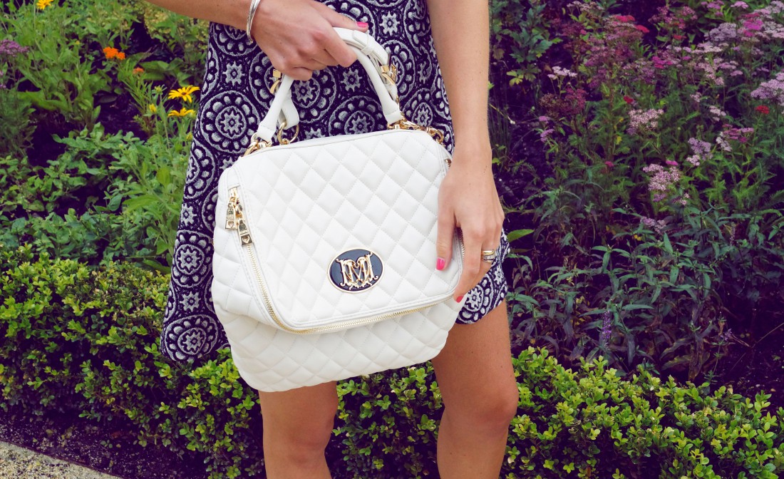Bag at You - Fashion blog - Love Moschino - White Quilted Shoulderbag - Zara dress - Amsterdam Streetstyle - Dance for Moschino