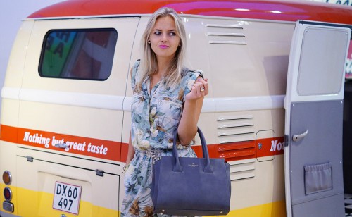 Bag-at-You---Fashion-blog---Paul's-Boutique-Limited-Edition-Grey-handbag---Nothing-but-great-taste