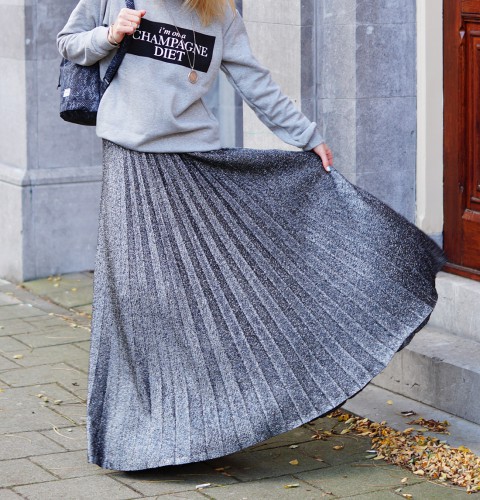 Bag-at-you---Fashion-blog---Herschel-Bag---Grey-dress