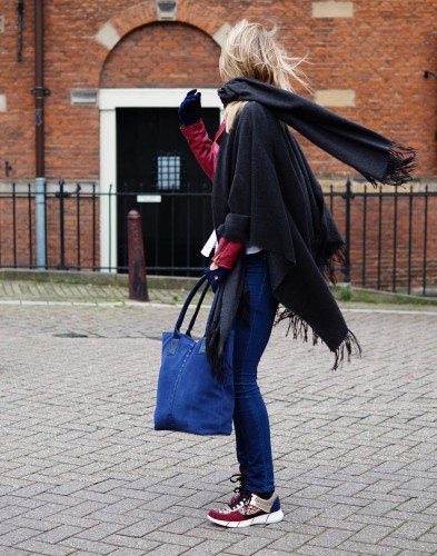 Bag-at-You---Fashion-blog---Big-scarve---Laimbock-shopper-and-gloves