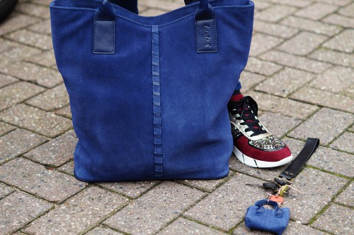 Bag-at-You---Fashion-blog---Glitter-shoes---Laimbock-shopper-and-gloves