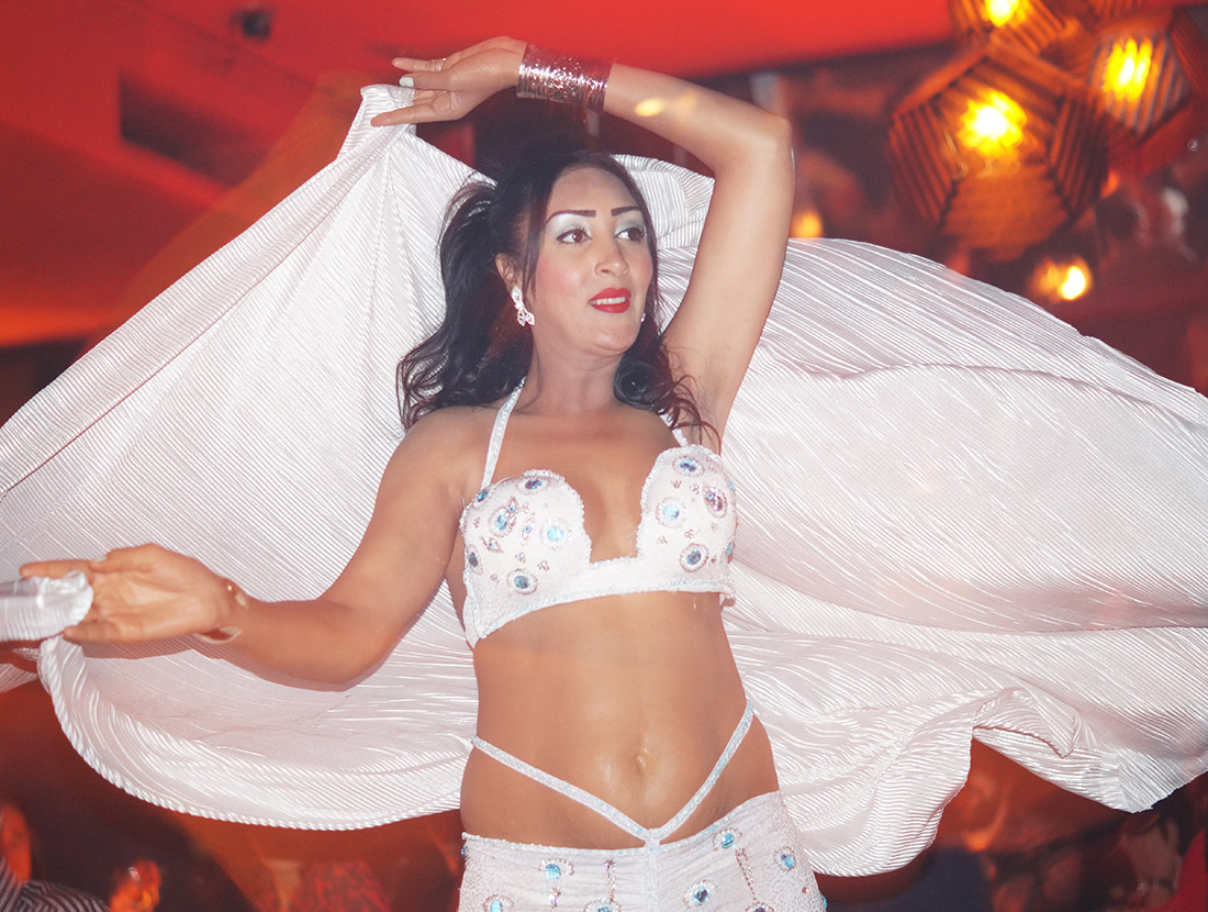 Bag-at-you---Fashion-blog---Marrakesh---Belly-dancer---Le-Comptoir-Darna