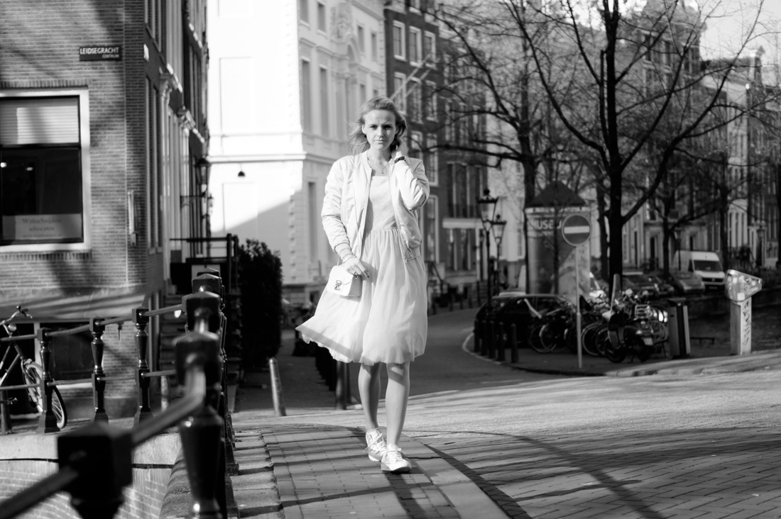 Bag-at-You---Fashion-blog---Furla-Shoulder-Bag---blogger-Amsterdam---Black-and-White